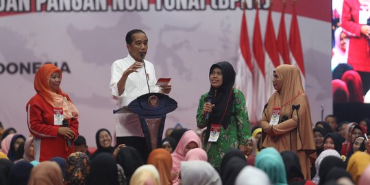 Jokowi Salurkan PKH dan BPNT di Bogor