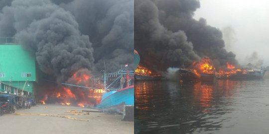 Terdengar Ledakan, Kapal Nelayan Terbakar di Pelabuhan Muara Baru