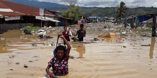 1.300 Kepala Keluarga 3 Distrik di Jayapura Terdampak Banjir dan Longsor