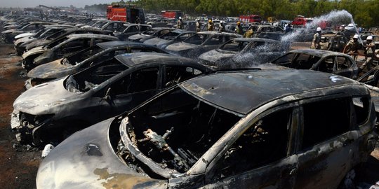 Gara-gara Rumput Terbakar, 300 Mobil Hangus Saat Pertunjukan Aero India