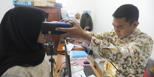 Demi Mencoblos di Pemilu 2019, Ratusan Tahanan di Rutan Medaeng Rekam e-KTP