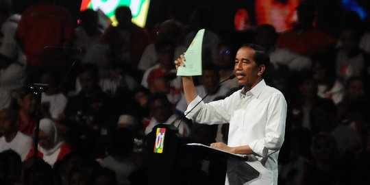 Jokowi Mengaku Tak Paksa Penerima Konsesi Besar Kembalikan Lahan Negara