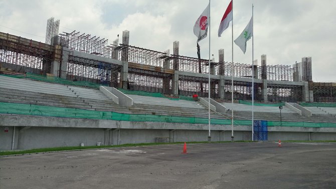 stadion manahan direnovasi