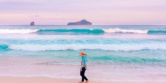 meresapi sunset terindah di 5 pantai kota malang