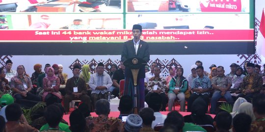 Jokowi Cek Penyaluran KUR di Tasikmalaya