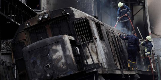 Kereta Terbakar di Mesir, 20 Orang Tewas dan 40 Luka-luka