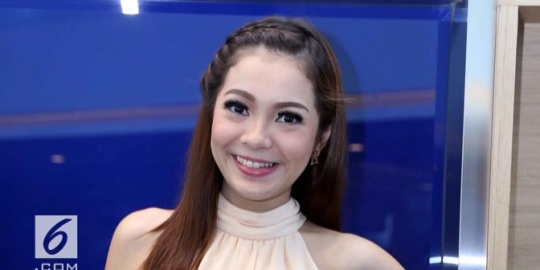 Selamat, Maya Septa Melahirkan Anak Ketiga