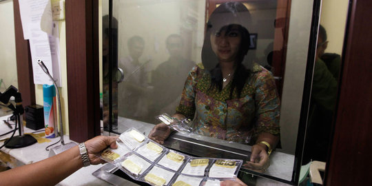 Harga Emas Antam Terus Turun Hingga Rp 5.000 per Gram