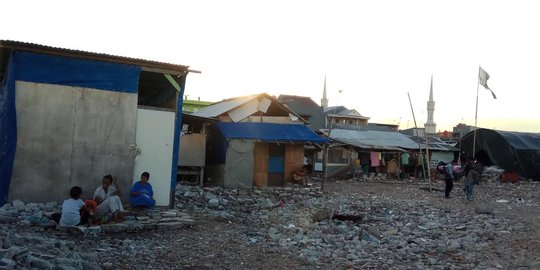 Pembawa Pesan Jokowi Terhalang Jejak Politik dan Luka Warga Kampung Akuarium