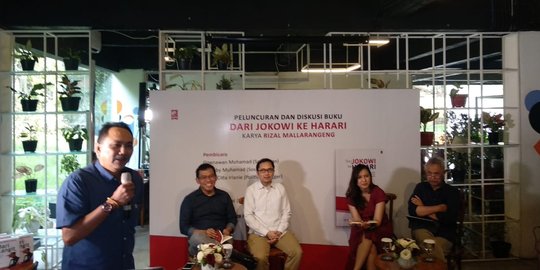 Luncurkan Buku 'Dari Jokowi Ke Harari', Rizal Mallarangeng Ingin Kampanye Mendidik