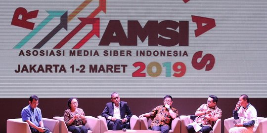 Diskusi Regulasi dan Transformasi Media di Rakernas AMSI