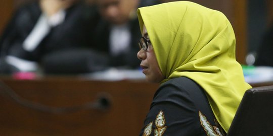 Hakim Tipikor Putuskan Hak Politik Eni Saragih Dicabut Selama 3 Tahun