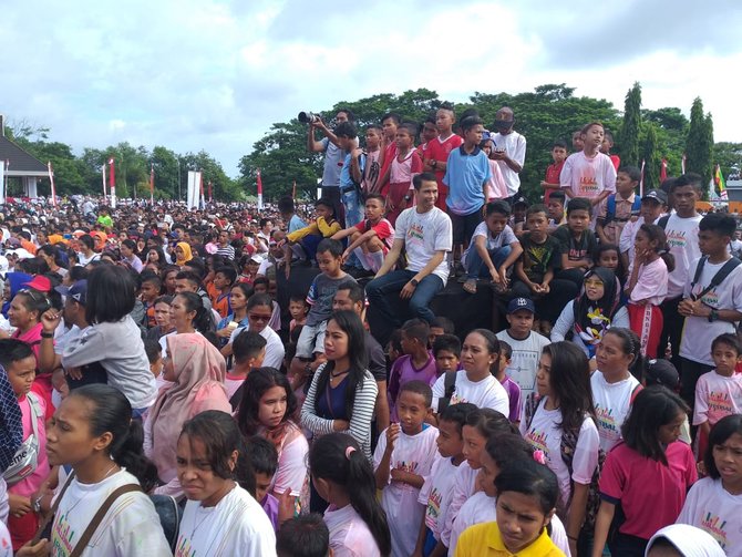65 ribu warga ambon deklarasikan keselamatan berlalu lintas