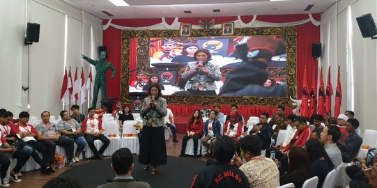 Menteri Susi Ingatkan Anak Muda Indonesia Jangan Kebanyakan Chatting