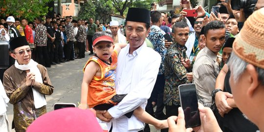 Jokowi Sebut Elektabilitasnya Turun 8 Persen di Jabar Karena Hoaks