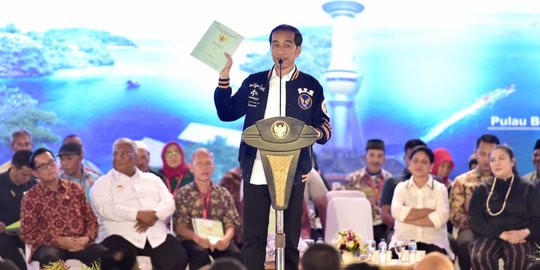 Jokowi Perintahkan Menteri ATR Percepat Proses Sertifikasi Tanah