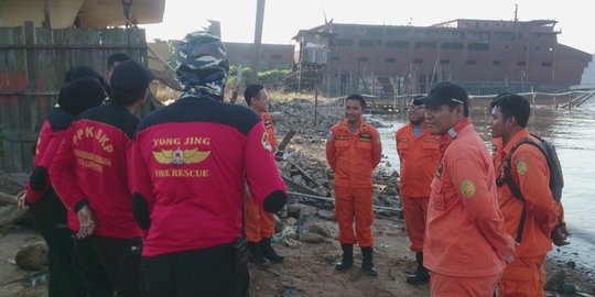 Tidak Bisa Berenang, Nana Nekat Lompat ke Sungai Mahakam