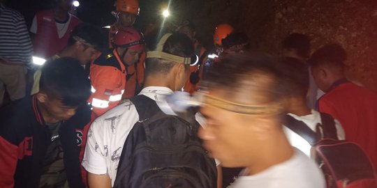 Evakuasi Korban Longsor Tambang Emas Ilegal Bolaang Dilanjutkan