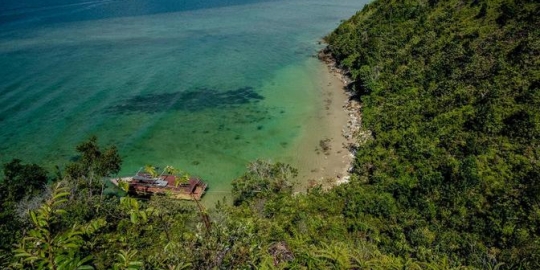 Lompat Tebing, Cara Terbaru Nikmati Keindahan Mandeh di Pesisir Selatan Sumbar