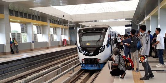 Menhub Budi: Butuh 7 Tahun Agar LRT Palembang Ramai Digunakan