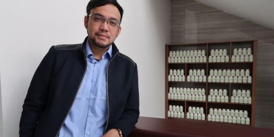 Ibunda Tak Tahu Sandy Tumiwa Sudah Nikahi Vivi Paris