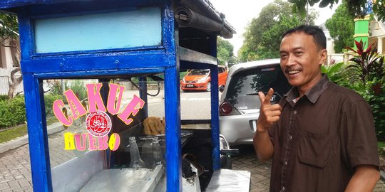 Cerita Pedagang Cakwe Nyaleg DPRD Kota Bekasi karena Lihat Pengemis Tidur di Jalan