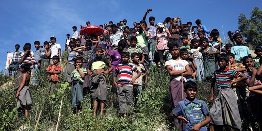 Bangladesh Akan Relokasi Pengungsi Rohingya ke Sebuah Pulau
