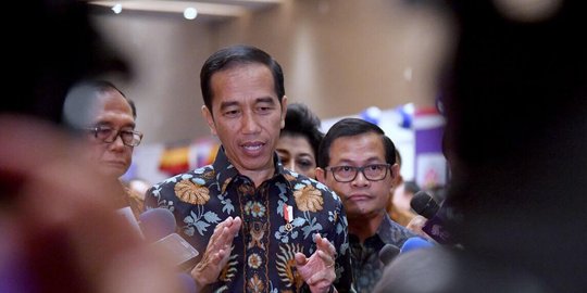 Mengupas Efektivitas Kartu Prakerja Milik Jokowi