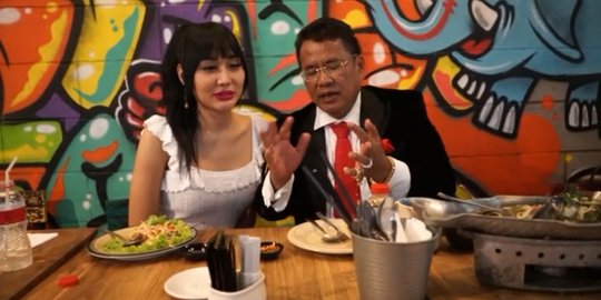 Akhirnya Hotman Paris Bongkar 25 Laki-Laki yang Pernah 'Bermain'  dengan Lucinta Luna