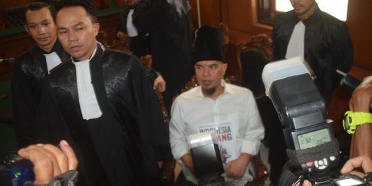 Ahmad Dhani Ajukan Izin Keluar Rutan Buat Hadiri Konser Dewa 19 di Surabaya