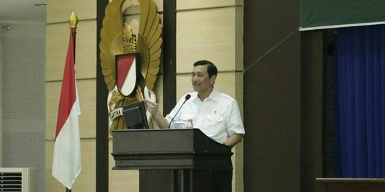 Luhut Tegaskan TNI Gabung Kementerian Bukan Dwifungsi