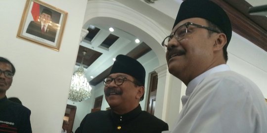 Lupakan Seteru Lama, Khofifah, Soekarwo, dan Gus Ipul Bersatu Dukung Jokowi