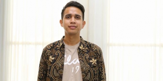 Tembus 1 Juta Subscriber, Andovi da Lopez Berikan Beasiswa