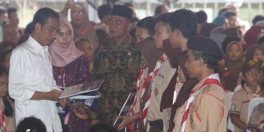 TKN Nilai Beredarnya Foto Kondom Bergambar Jokowi-Ma'ruf Rendahkan Martabat Bangsa