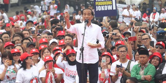 Survei SMRC: Jokowi Tinggalkan Prabowo dengan Selisih Suara 23 Persen