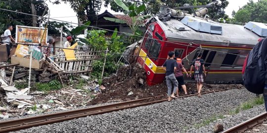 Evakuasi Rampung, KRL Jakarta-Bogor Pakai 1 Jalur Bergantian