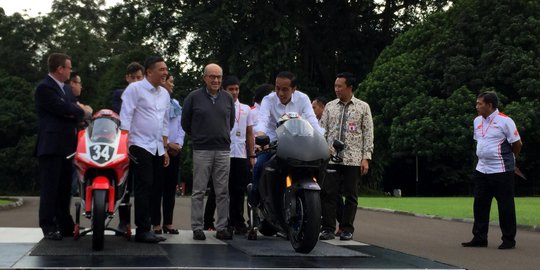 Jokowi Sebut Indonesia Siap Gelar Moto GP 2021