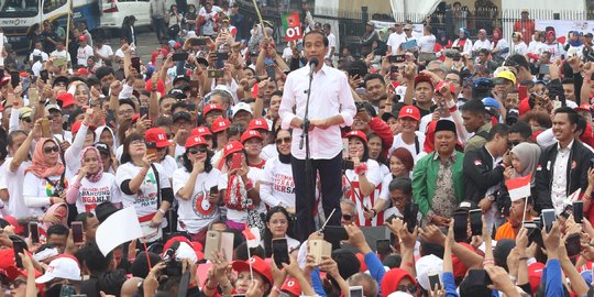 TKN Akui Elektabilitas Jokowi Turun di Jawa dan Sumatera