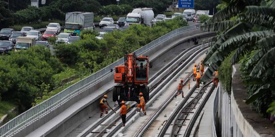 Pembangunan LRT Cawang Cibubur Capai 78 Persen