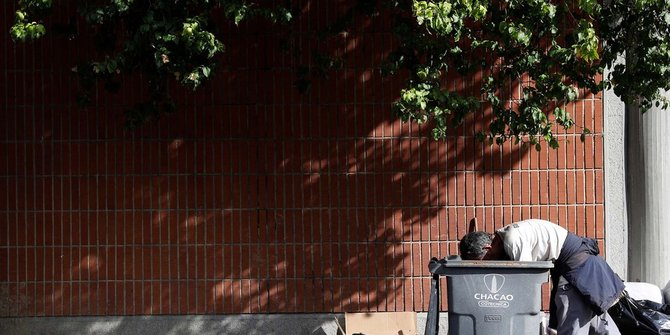 Suasana Mencekam Venezuela, Warga Menjarah Sampai Mengais Makanan Sisa