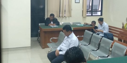 Sunat Dana BPJS, Kadinkes Gresik Nonaktif Divonis 6 Tahun Bui dan Denda Rp 1 M