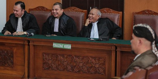 Sidang Kasus 'Idiot' Memanas, Hakim Tegur Pengacara Ahmad Dhani