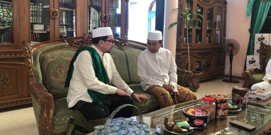 Habib Salim & Pengurus PKS Silahturahmi ke Ponpes Alfattaah Demak