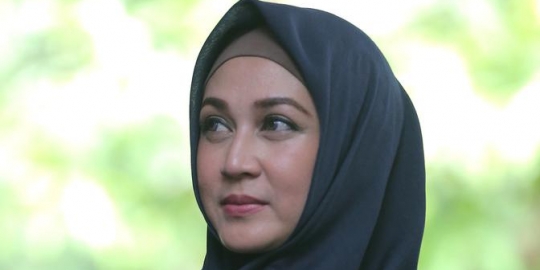 Dina Lorenza Bikin Jatuh Hati Bang Jack di Sinetron Para Pencari Tuhan Jilid 12