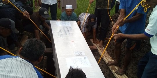 Meski Tak Utuh, Jenazah Bos Tekstil Korban Mutilasi Akhirnya Dikebumikan