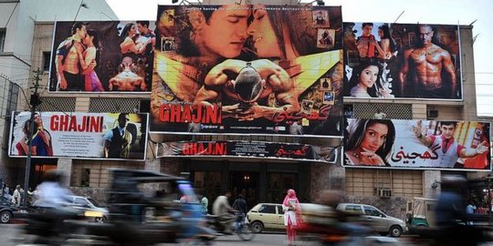 'Pakistan Tidak Bisa Bertahan Tanpa Bollywood'