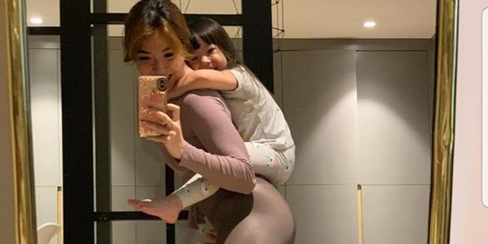 Gisel Unggah Foto Bareng Gempi, Warganet Dibuat Salah Fokus