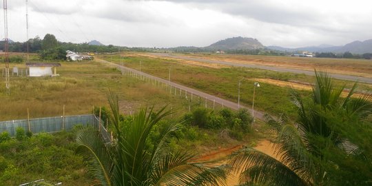 Presiden Jokowi Minta Bandara Depati Amir Bisa Tampung 5 Juta Penumpang