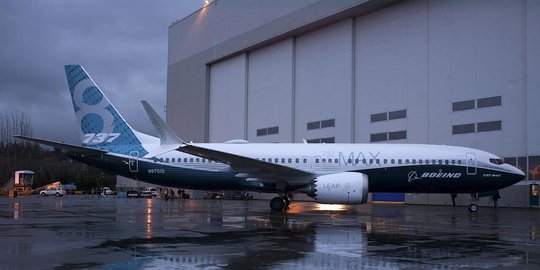 Boeing Tangguhkan Seluruh Pesawat Boeing 737 Max