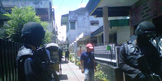 berafiliasi dengan jad rev1